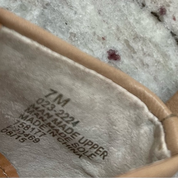 A.N.A Nude/Tan Flats size 7 - Picture 5 of 6